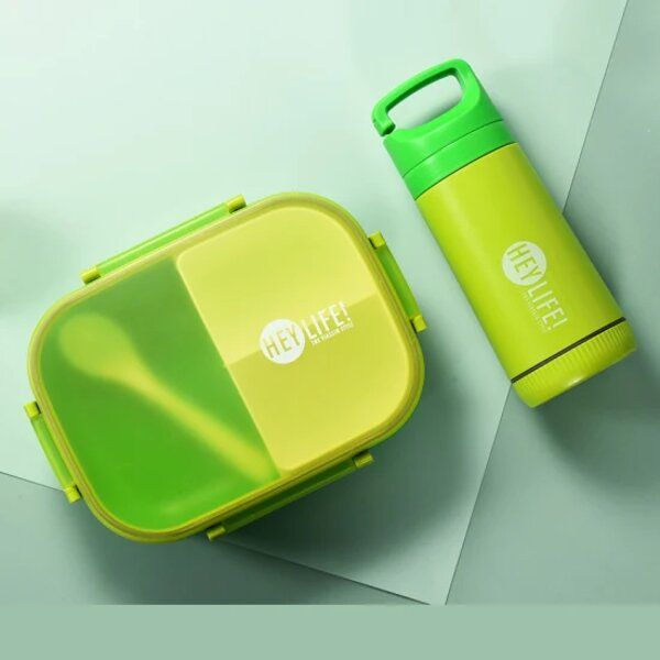 BPA free 3 compartment 900ml Plastic lunch box with 350ml Water Bottle Set